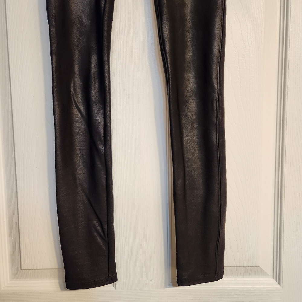 Spanx Faux Leather Leggings Size Small - Picture 15 of 16
